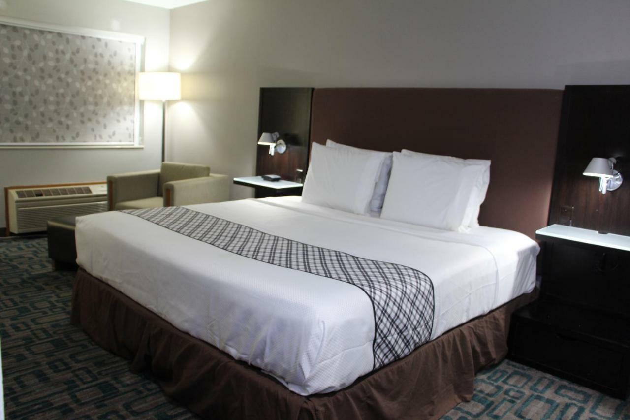 Westbridge Inn & Suites Карроллтон Екстер'єр фото